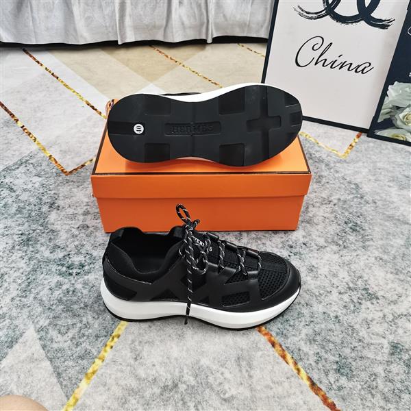 2025112815400833 330